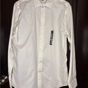 Banana Republic Men's Classic White Dress Shirt